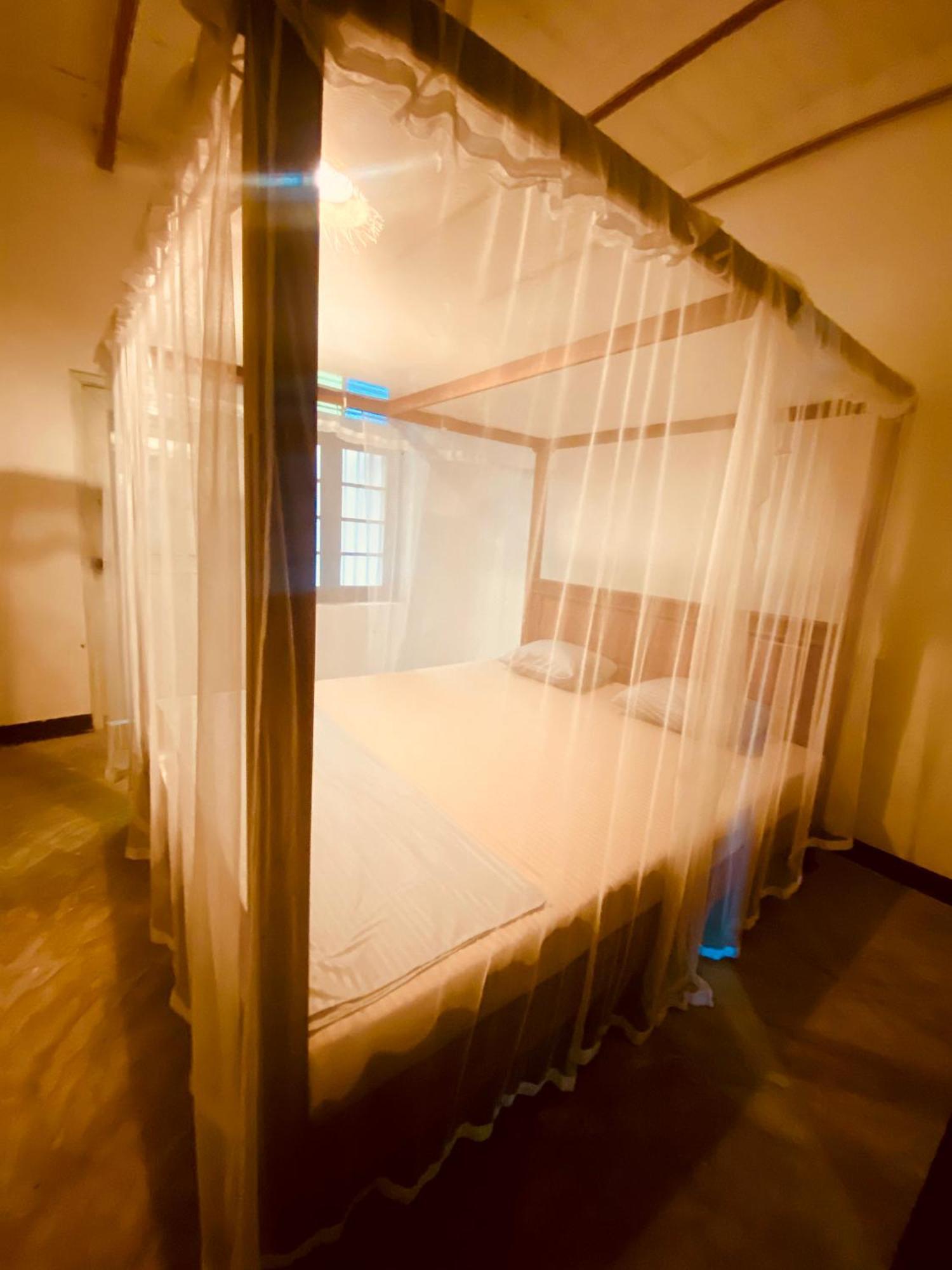 Happy Bunk Hostel Велігама Екстер'єр фото
